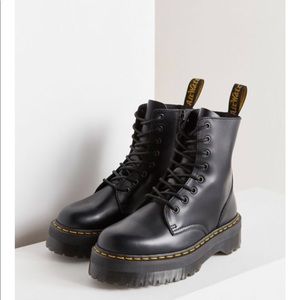 NEW JADON PLATFORM 8 EYE BOOTS
